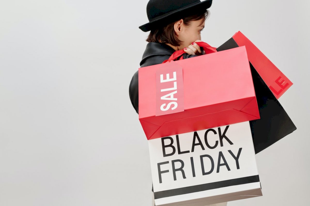 How to Make a Difference on Black Friday 2023: Tips and Tricks for Retailers